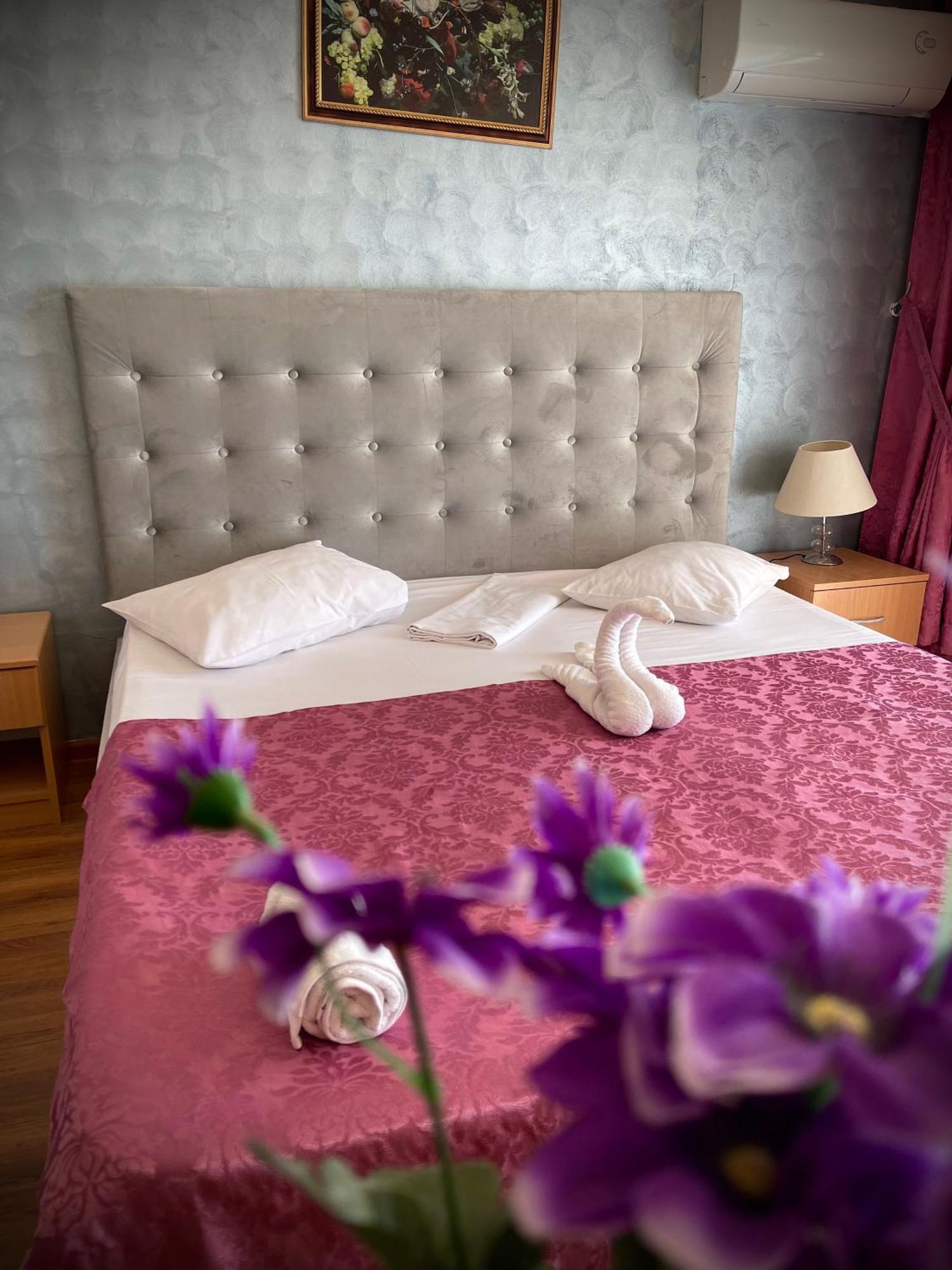 Voila Mamaia Hotell Exteriör bild
